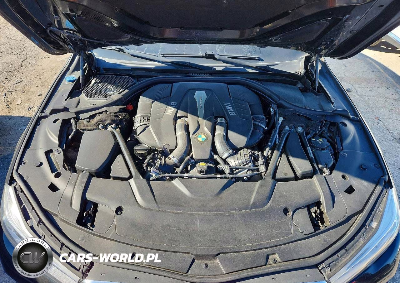 2018 BMW 750 I VIN:WBA7F0C54JGM22962 - 11