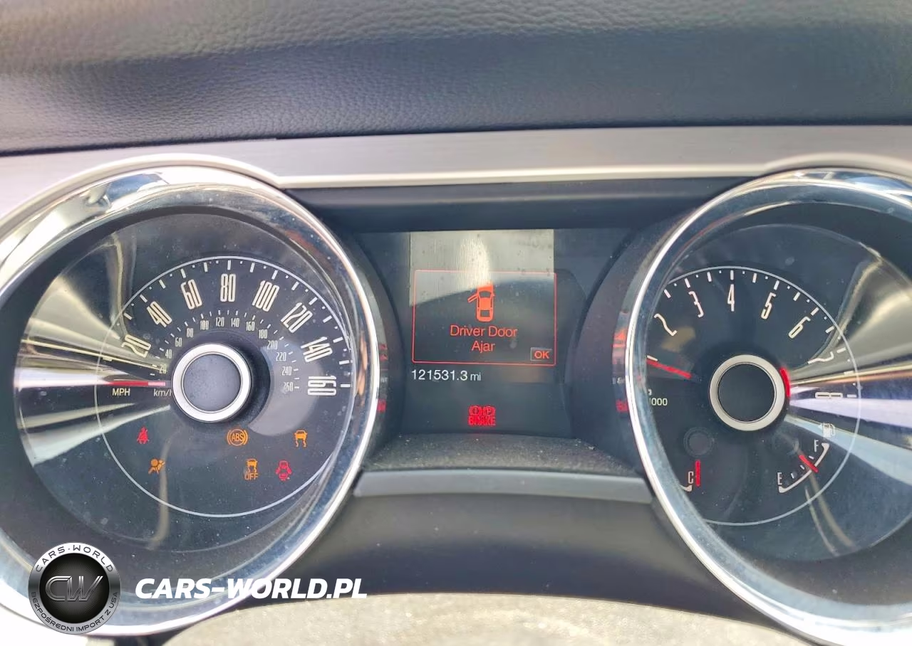 2014 Ford Mustang VIN:1ZVBP8AM8E5266135 - 9