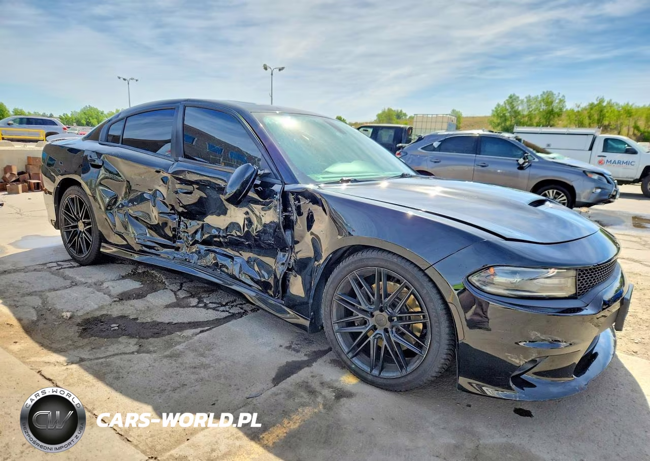 2019 Dodge Charger Gt VIN:2C3CDXHG2KH597585 - 4