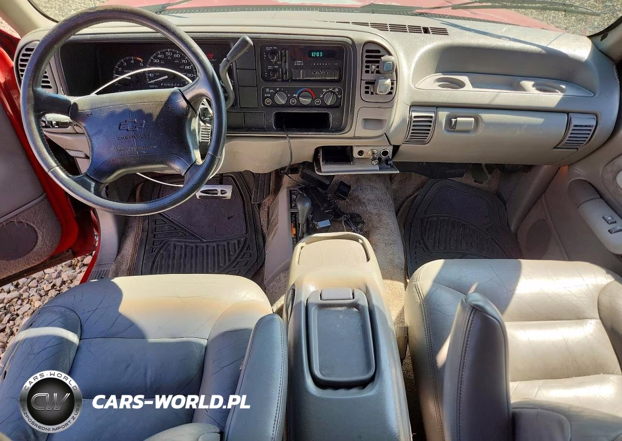 1995 Chevrolet Suburban K2500 VIN:1GNGK26N7SJ307435 - 8
