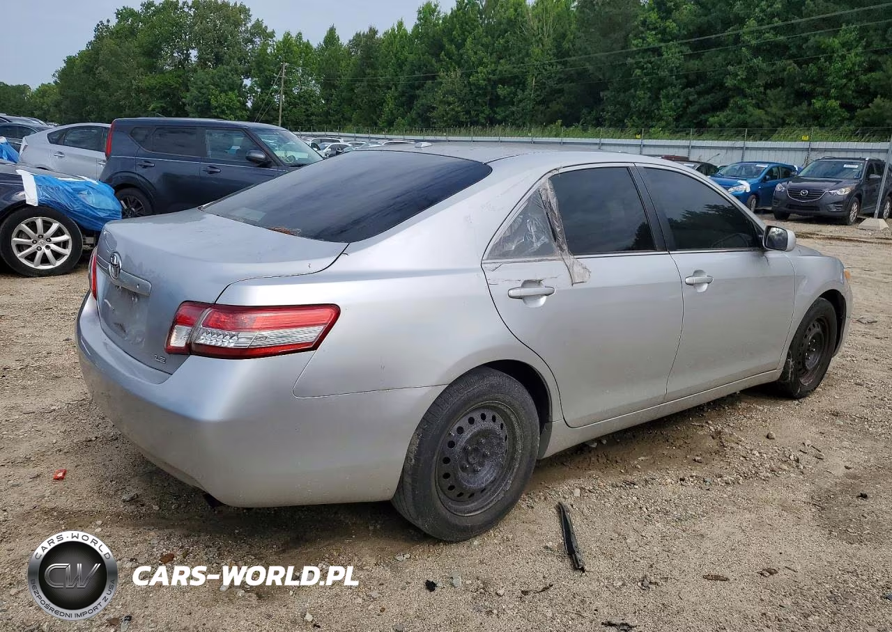 2011 Toyota Camry Le VIN:4T1BF3EK5BU770558 - 3