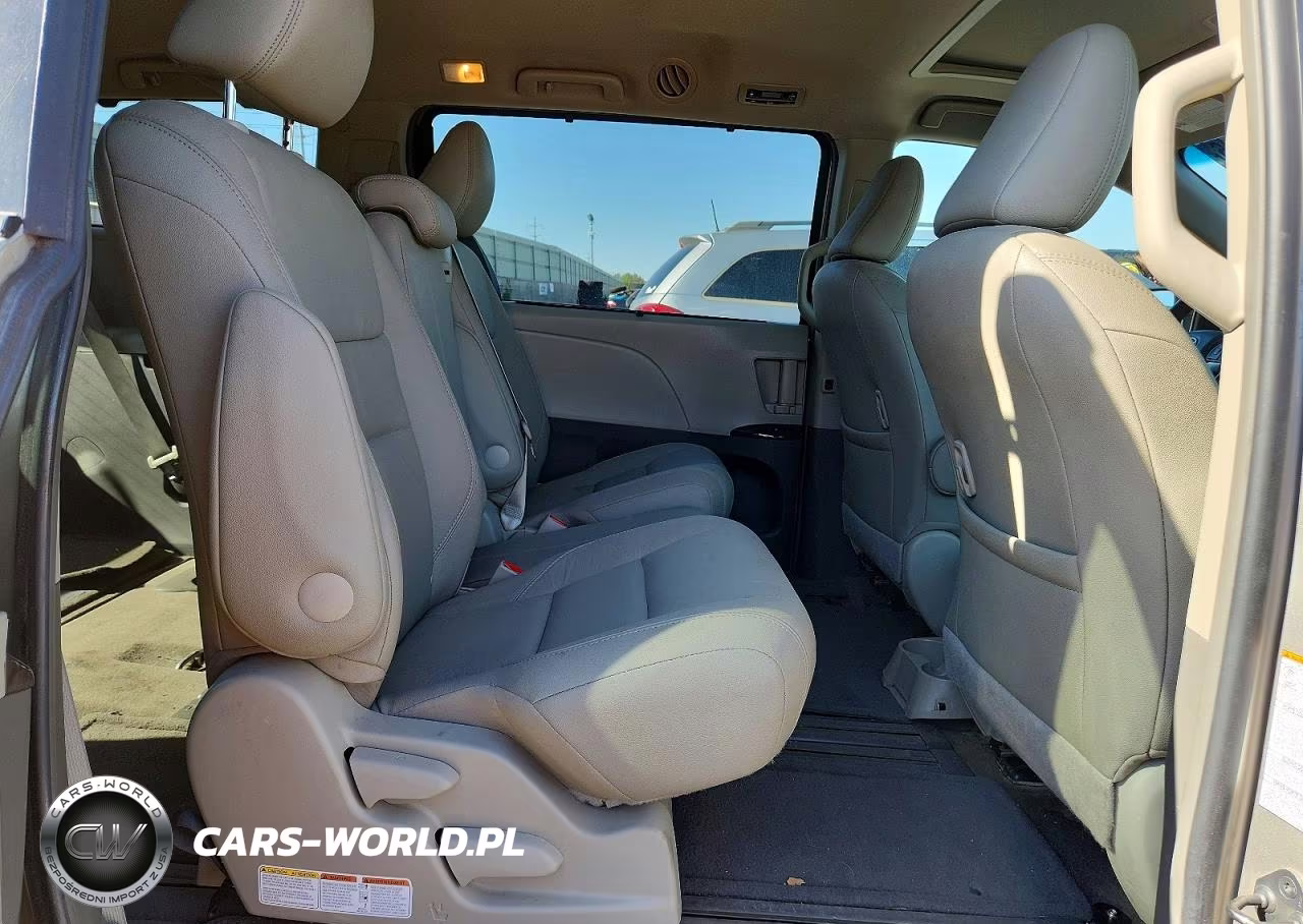 2015 Toyota Sienna Xle 8-Passenger VIN:5TDYK3DC0FS625703 - 10