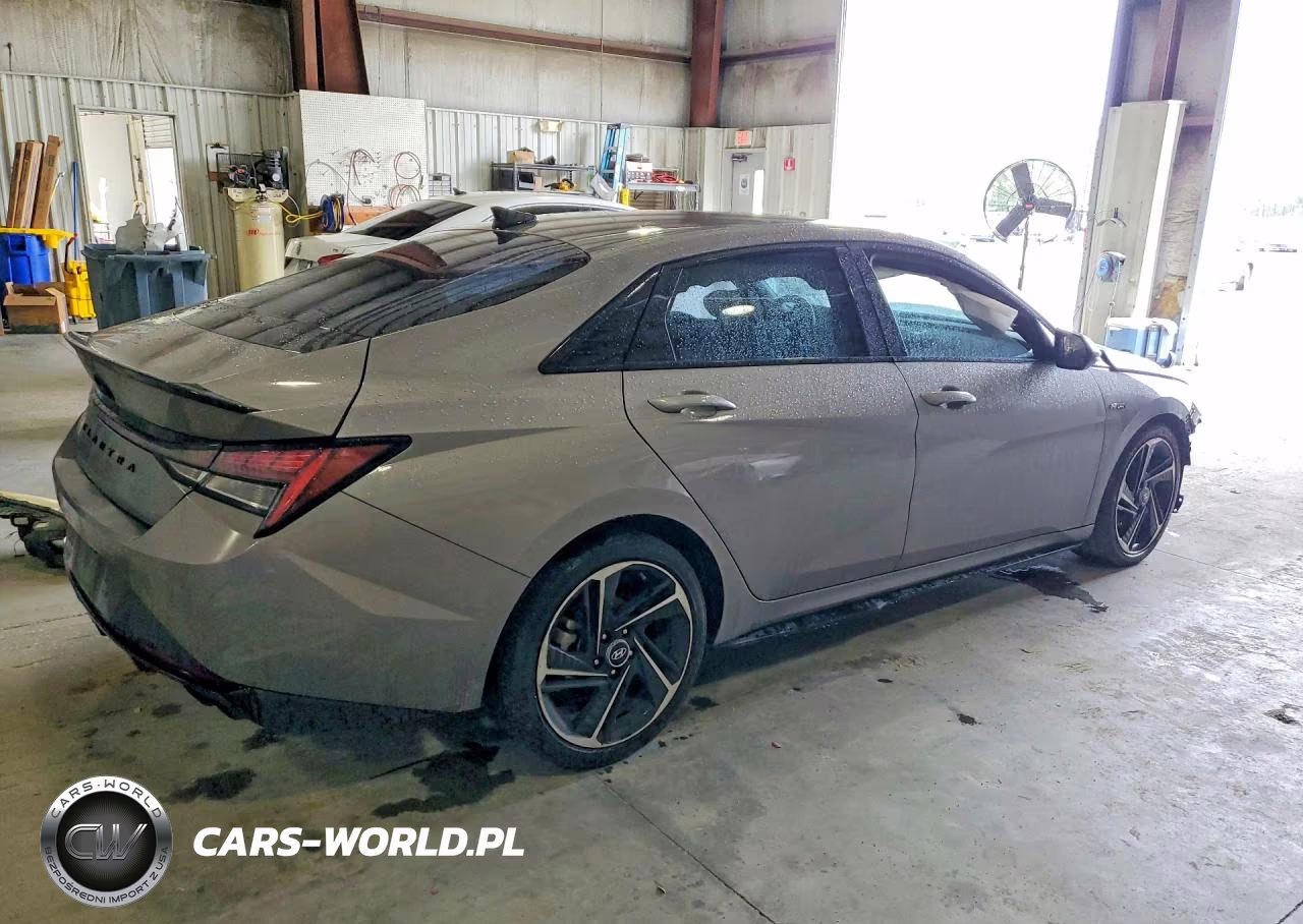 2021 Hyundai Elantra N Line VIN:KMHLR4AF6MU106329 - 3