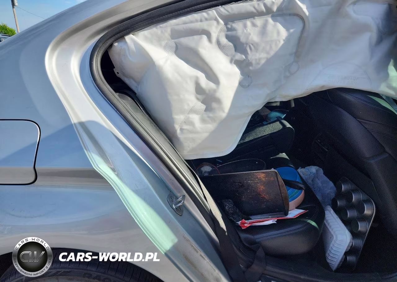2019 BMW 540 I VIN:WBAJE5C50KWW16868 - 10