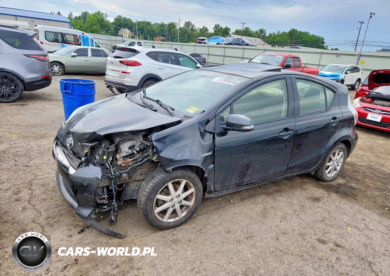 2014 Toyota Prius C Three