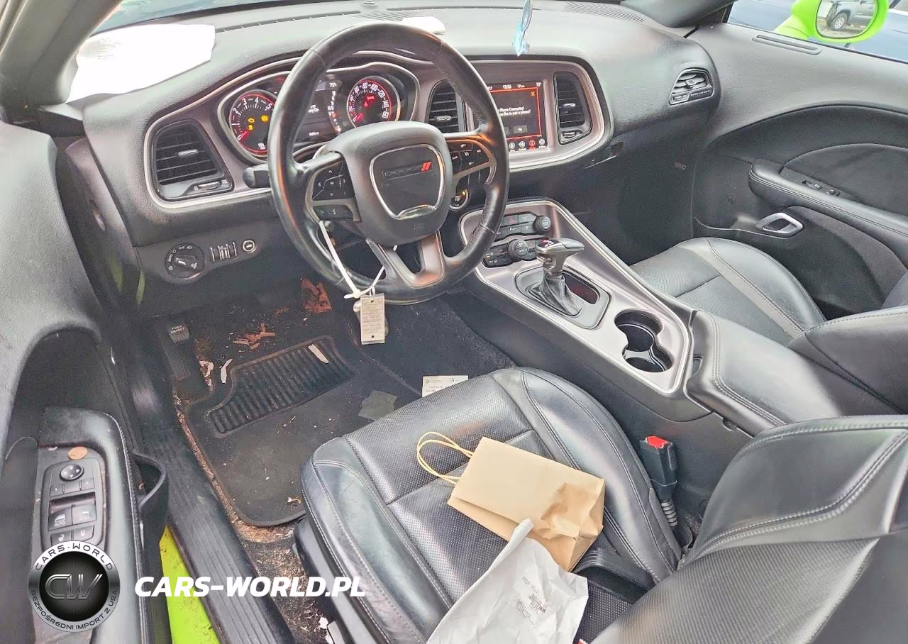 2019 Dodge Challenger Sxt VIN:2C3CDZAG6KH642744 - 8