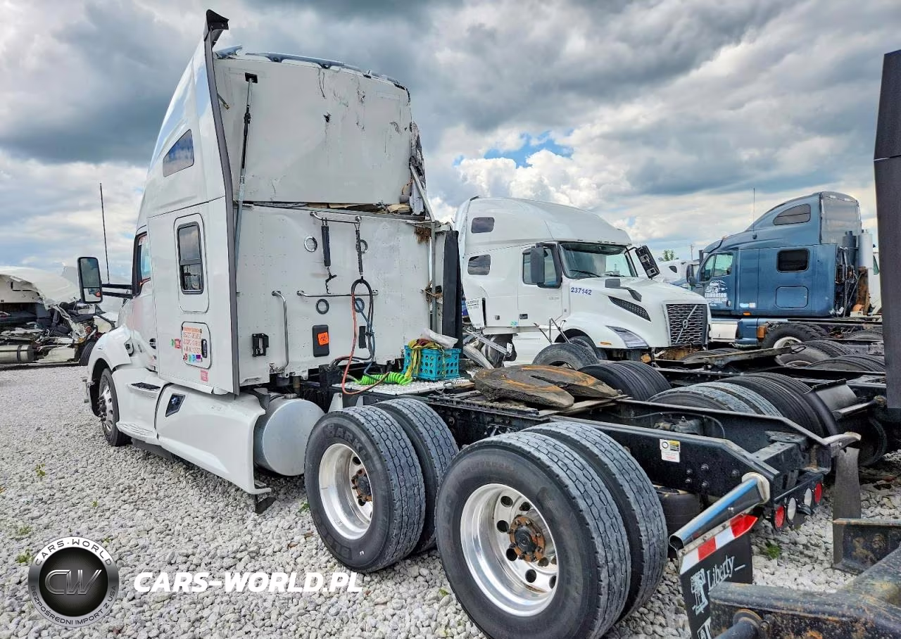 2022 Kenworth T680 Semi Truck VIN:1XKYD49XXNJ127276 - 3