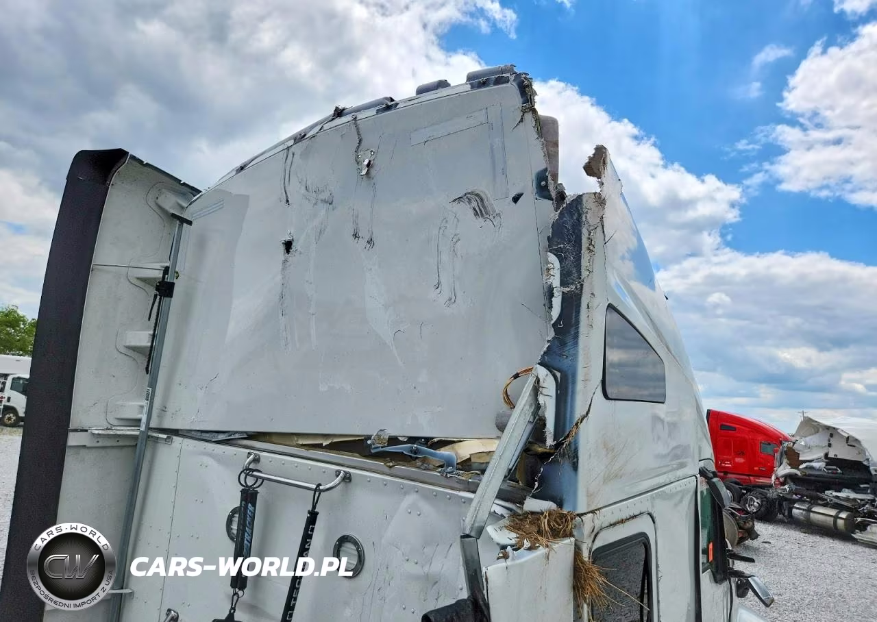 2022 Kenworth T680 Semi Truck VIN:1XKYD49XXNJ127276 - 9