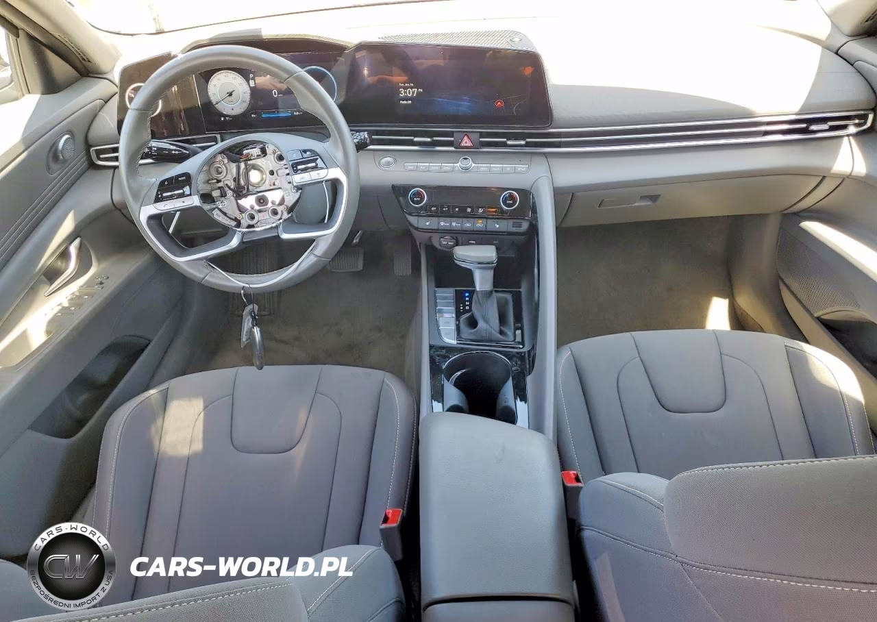 2025 Hyundai Elantra Sel VIN:KMHLS4DG2SU032316 - 8