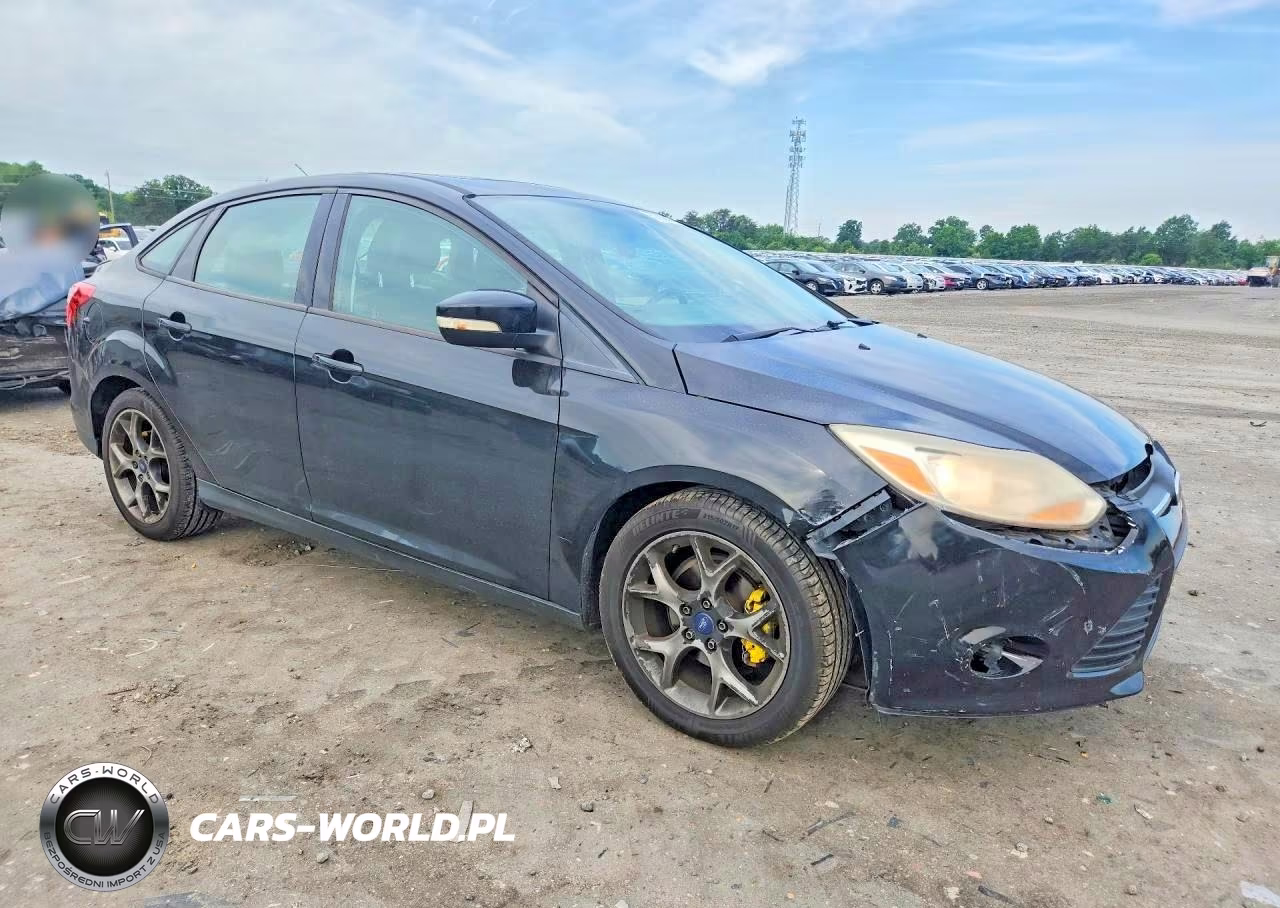 2013 Ford Focus Se VIN:1FADP3F25DL240405 - 4