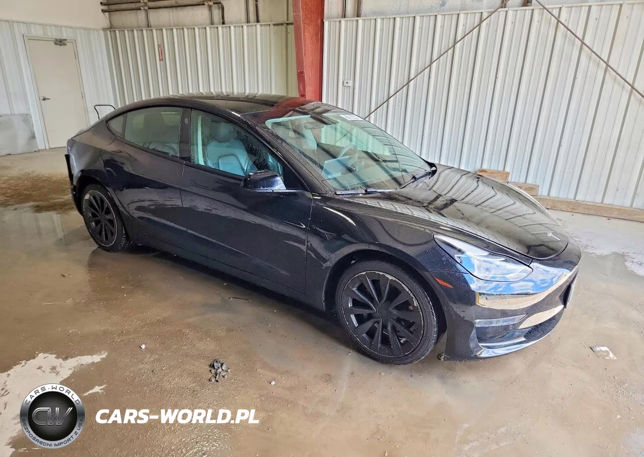 2022 Tesla Model 3 VIN:5YJ3E1EB9NF304936 - 4