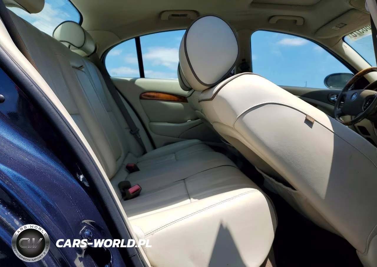 2007 Jaguar S-Type 3.0 V6 VIN:SAJWA01A97FN73857 - 10