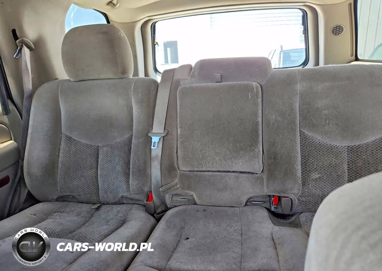 2005 Chevrolet Tahoe K1500 VIN:1GNEK13T85R159709 - 10