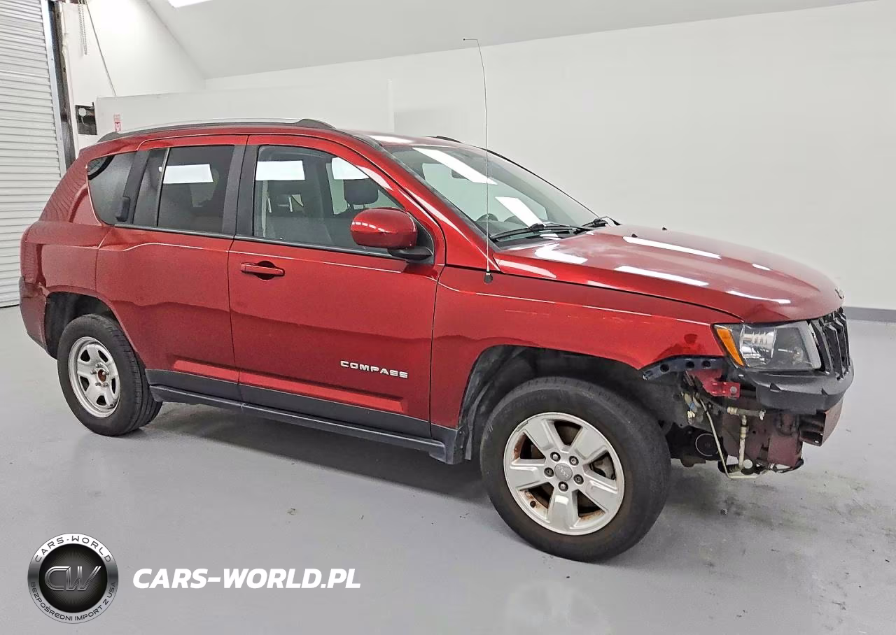 2017 Jeep Compass Latitude VIN:1C4NJCEA9HD115951 - 4