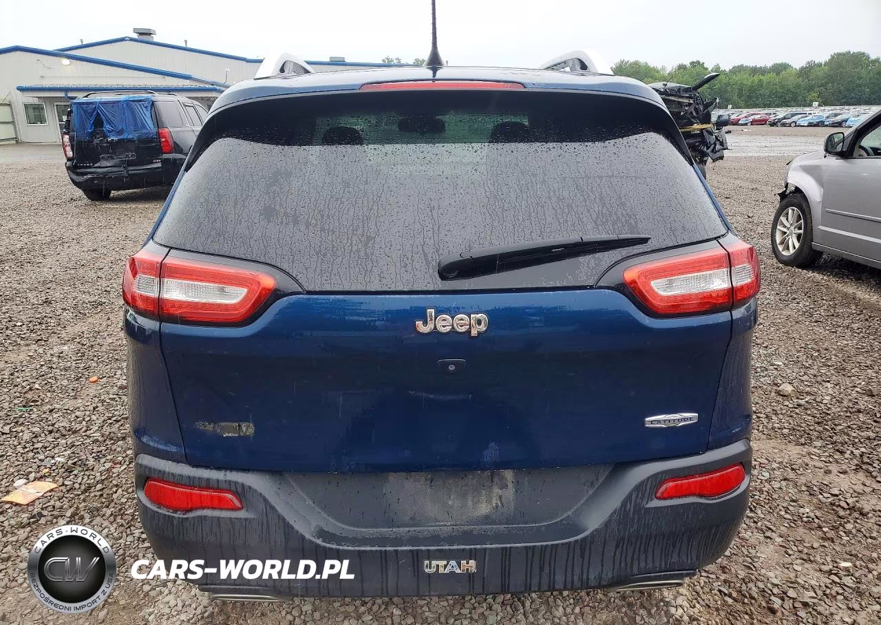 2018 Jeep Cherokee Latitude VIN:1C4PJLCX4JD584094 - 6