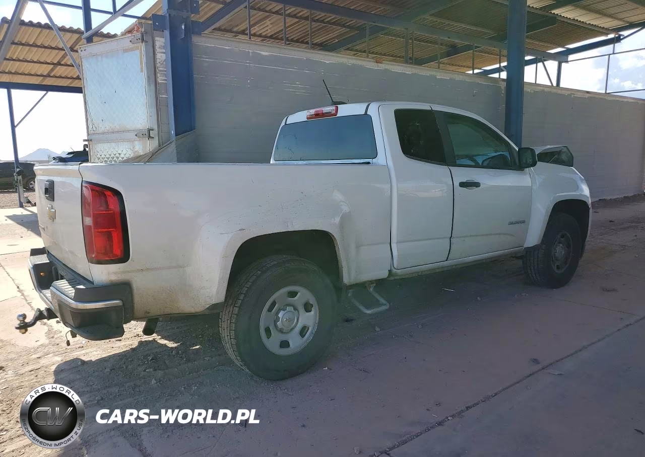 2018 Chevrolet Colorado VIN:1GCHSBEA0J1192817 - 3
