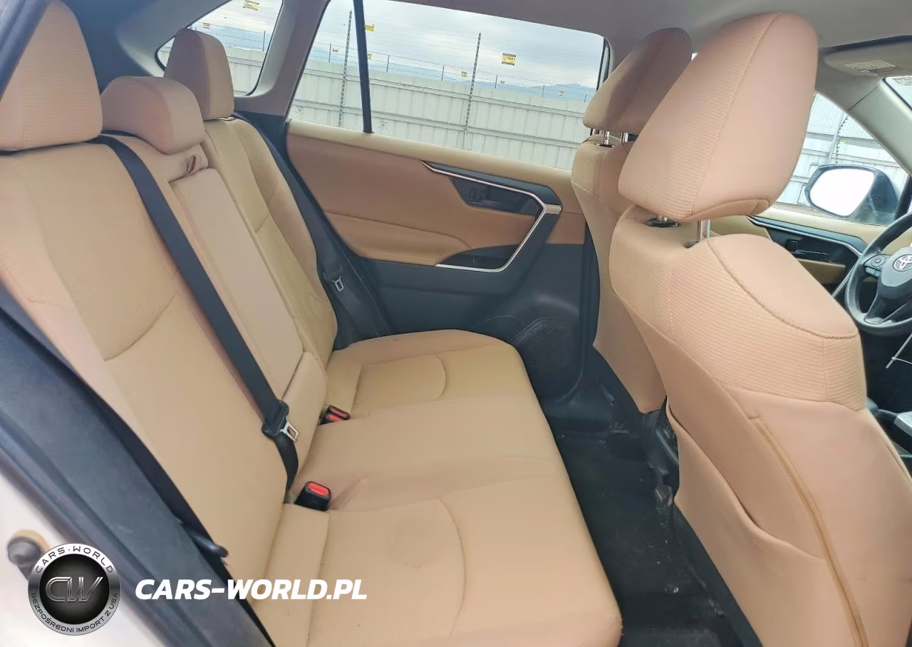 2019 Toyota Rav4 Le VIN:2T3LWRFV7KW017590 - 10