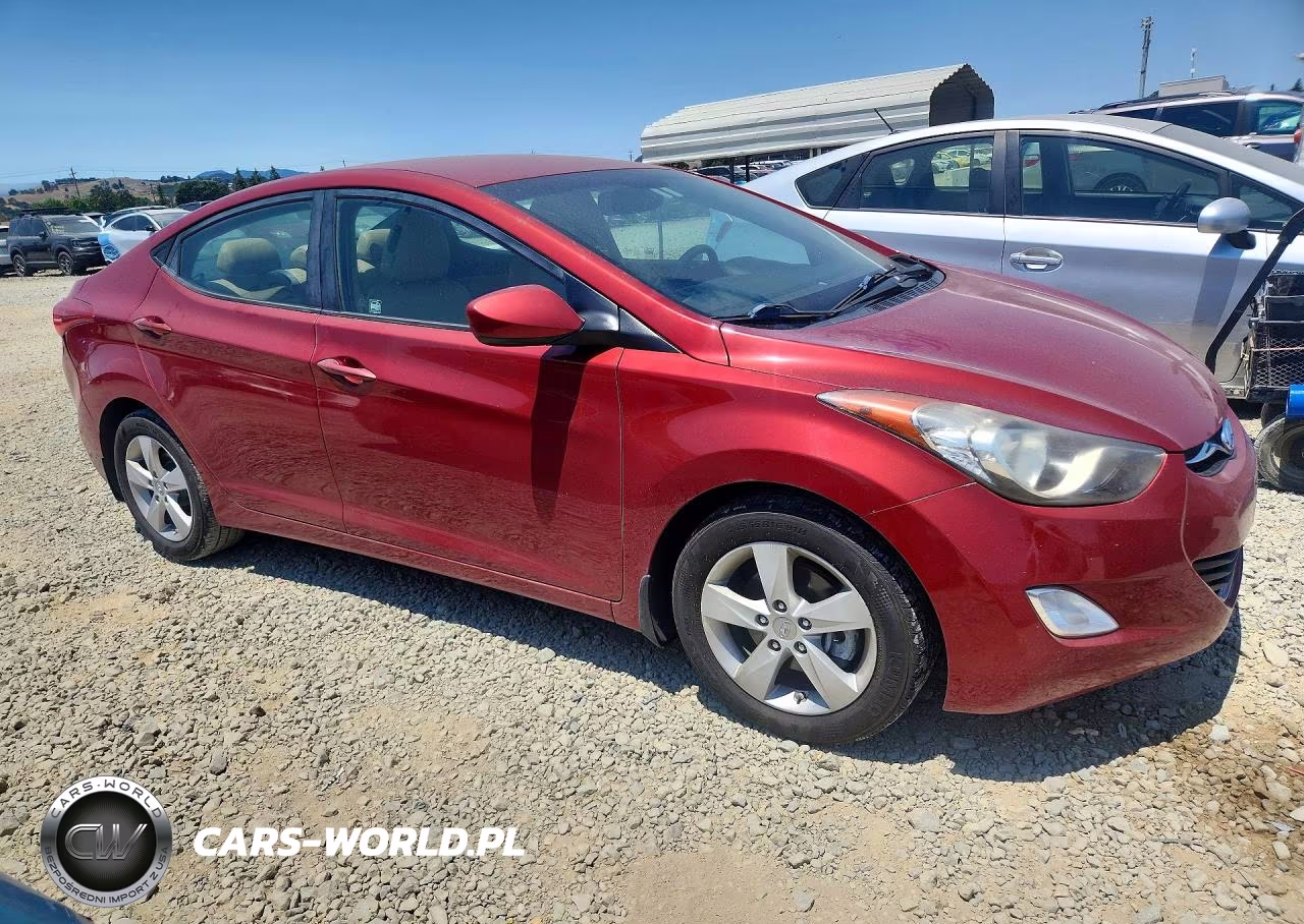 2013 Hyundai Elantra Gls VIN:KMHDH4AE4DU513628 - 4
