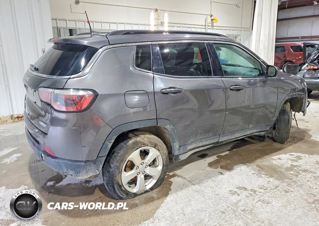 2021 Jeep Compass Latitude VIN:3C4NJDBB2MT504468 - 3