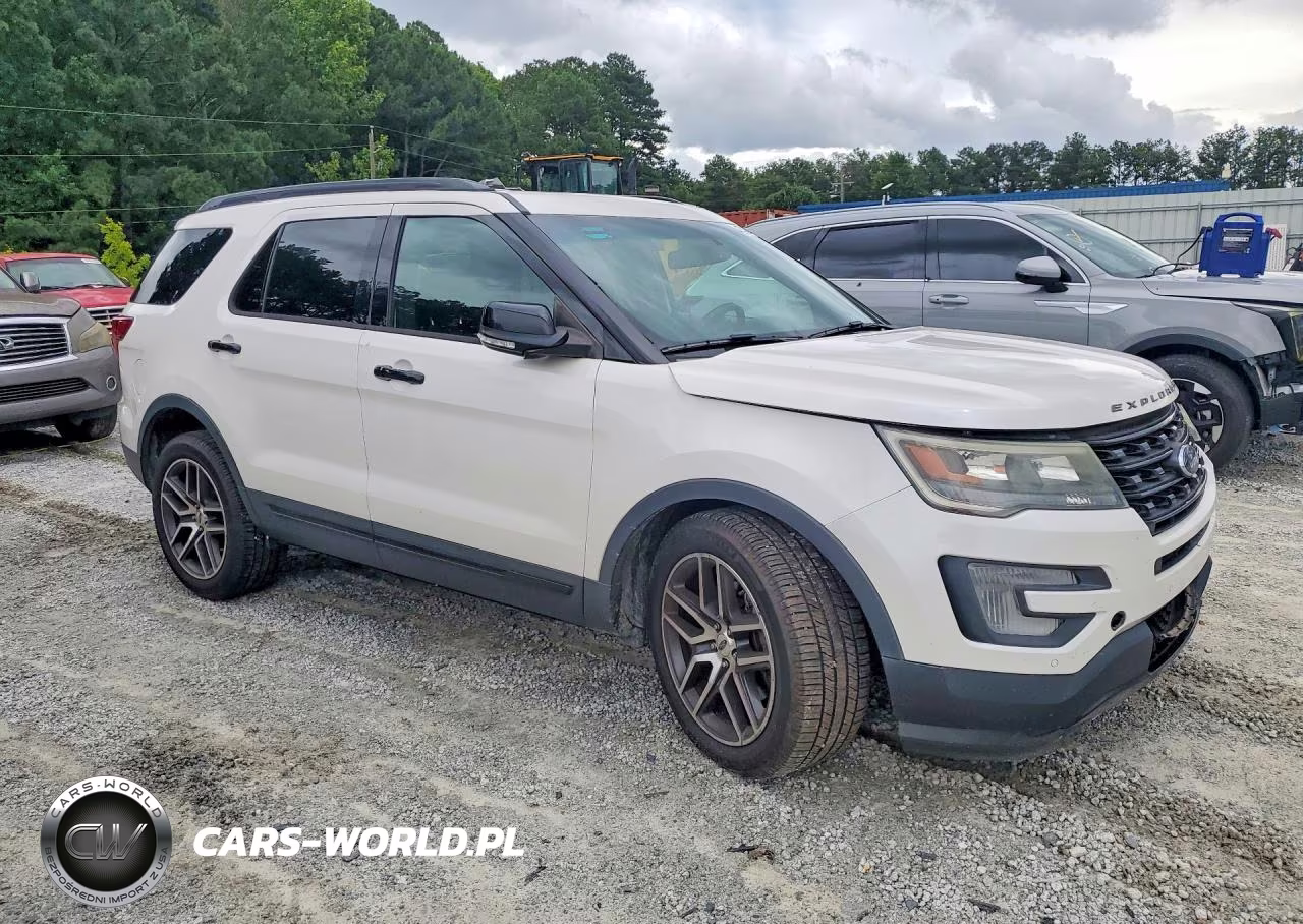 2016 Ford Explorer Sport VIN:1FM5K8GT3GGB30804 - 4