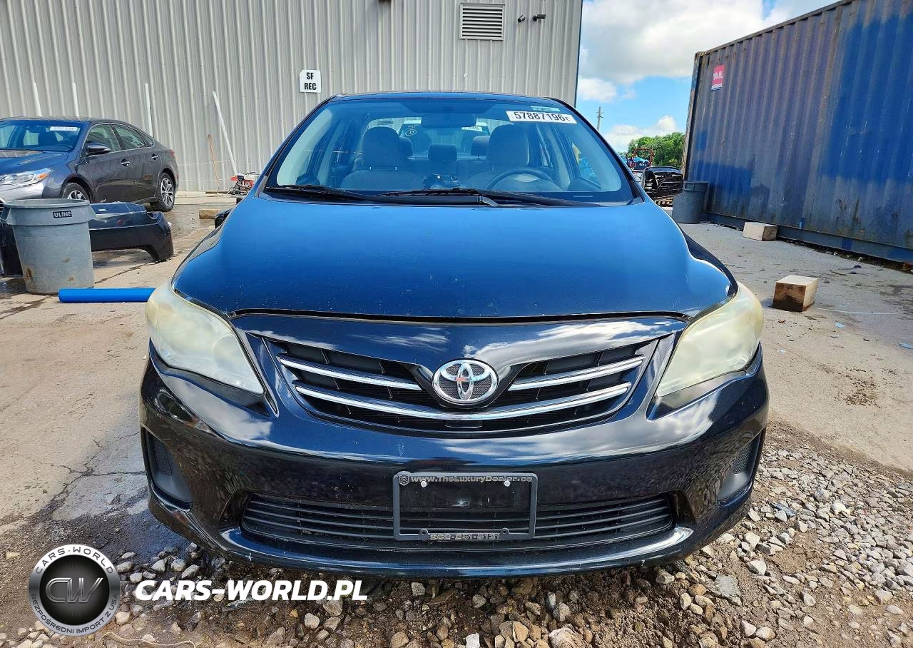 2013 Toyota Corolla Le VIN:JTDBU4EE0DJ115027 - 5