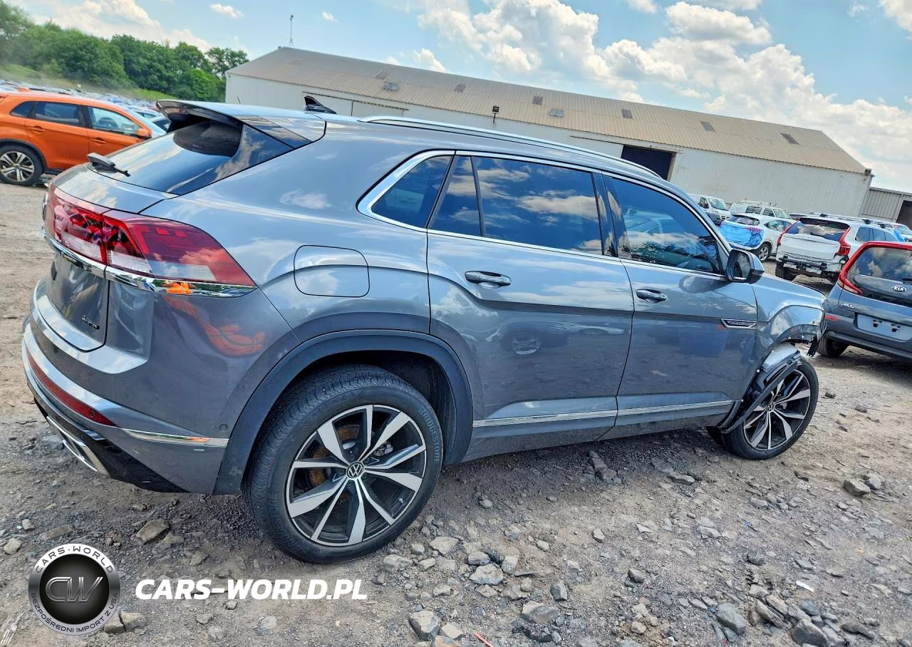 2024 Volkswagen Atlas Cross Sport Sel Premium R-Line VIN:1V2FE2CA0RC212984 - 3
