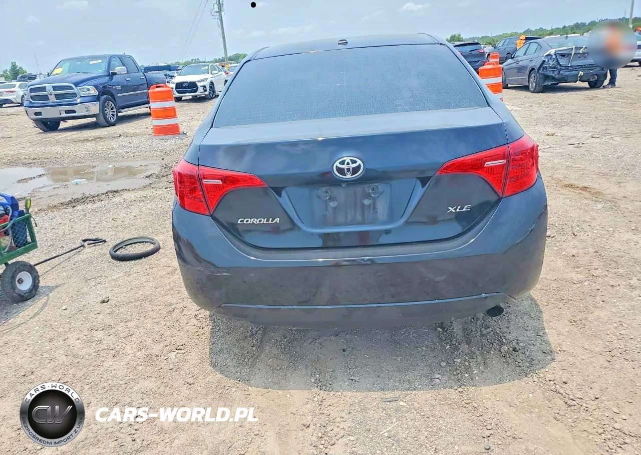 2018 Toyota Corolla Xle VIN:5YFBURHE3JP840962 - 6