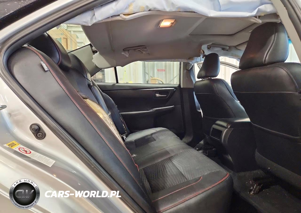 2015 Toyota Camry Se VIN:4T1BF1FK1FU084431 - 10