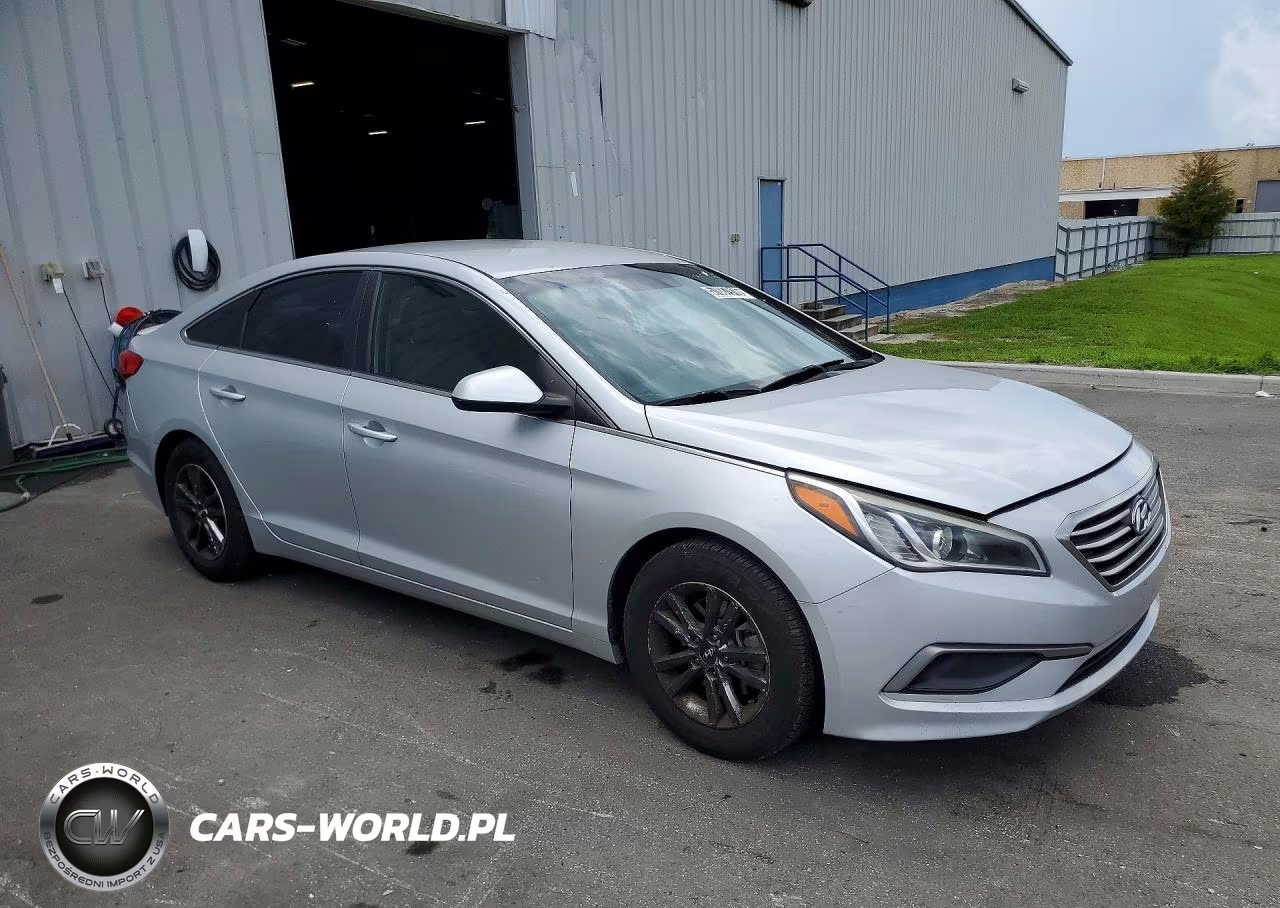 2016 Hyundai Sonata Se VIN:5NPE24AF4GH267374 - 4
