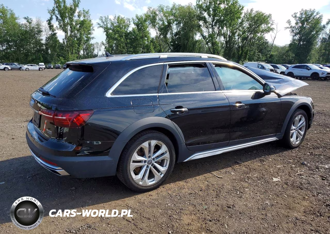 2021 Audi A4 Allroad Premium Plus VIN:WA18AAF48MA010415 - 3