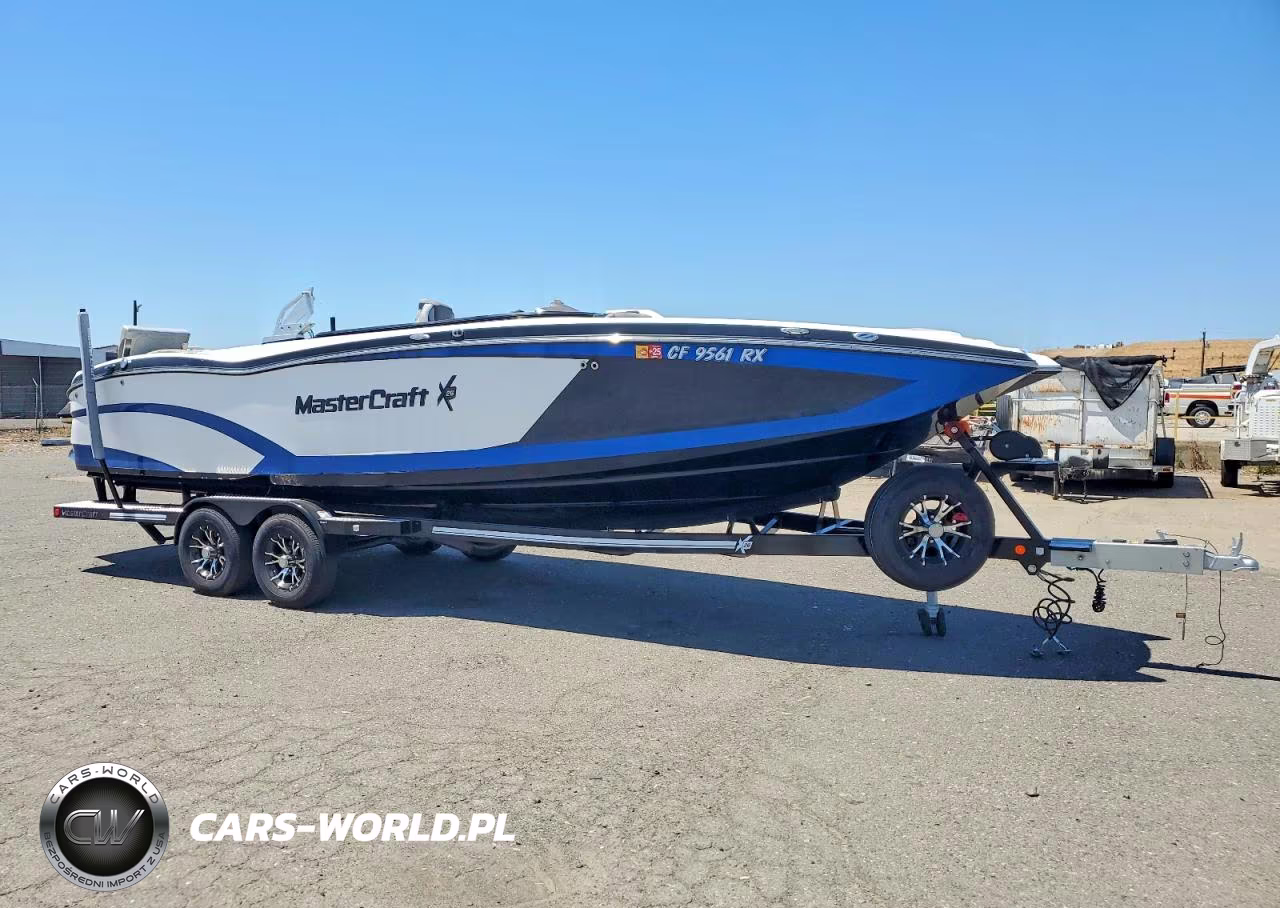 2016 Mastercraft Boat VIN:MBCWKMJ5E616 - 2