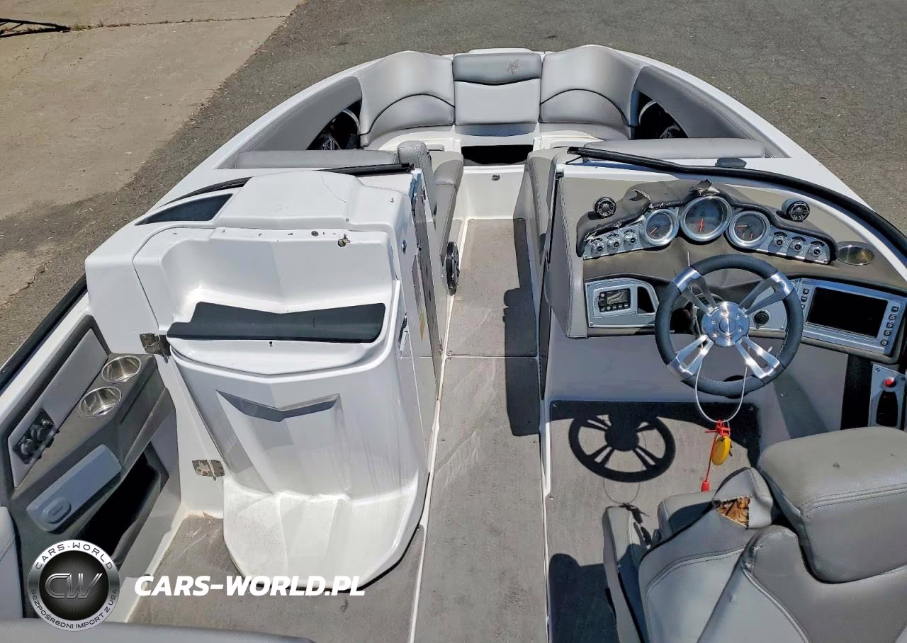 2016 Mastercraft Boat VIN:MBCWKMJ5E616 - 5