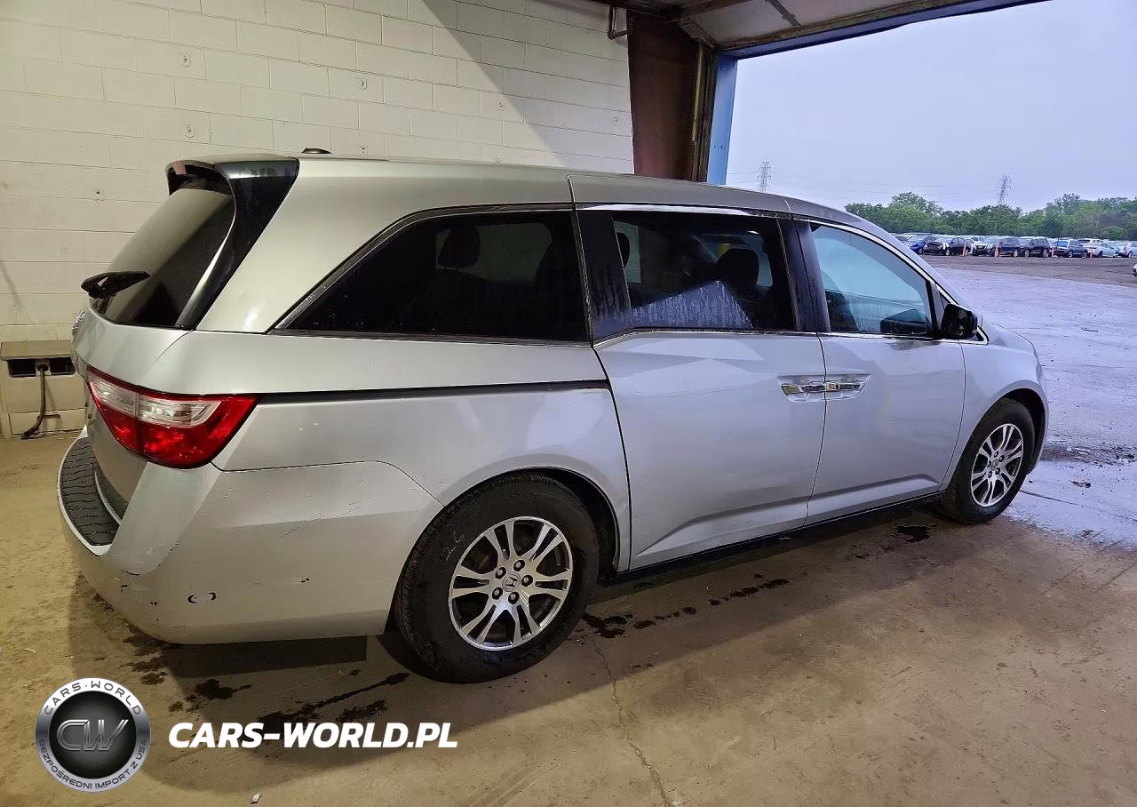 2013 Honda Odyssey Exl VIN:5FNRL5H6XDB053588 - 3