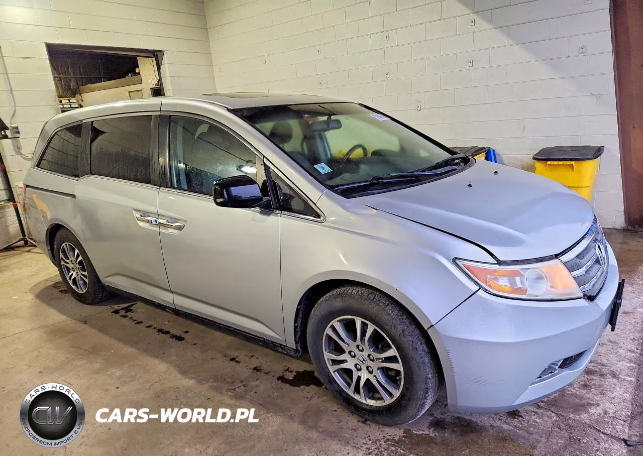 2013 Honda Odyssey Exl VIN:5FNRL5H6XDB053588 - 4