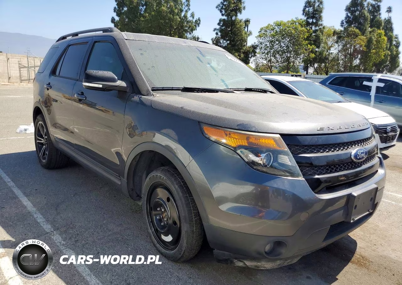 2015 Ford Explorer Sport VIN:1FM5K8GT1FGB96640 - 4