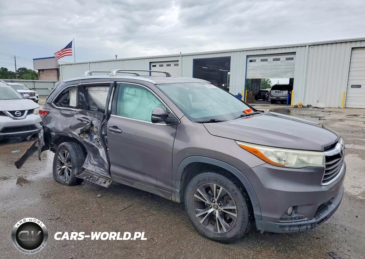 2016 Toyota Highlander Xle VIN:5TDKKRFH1GS125598 - 4