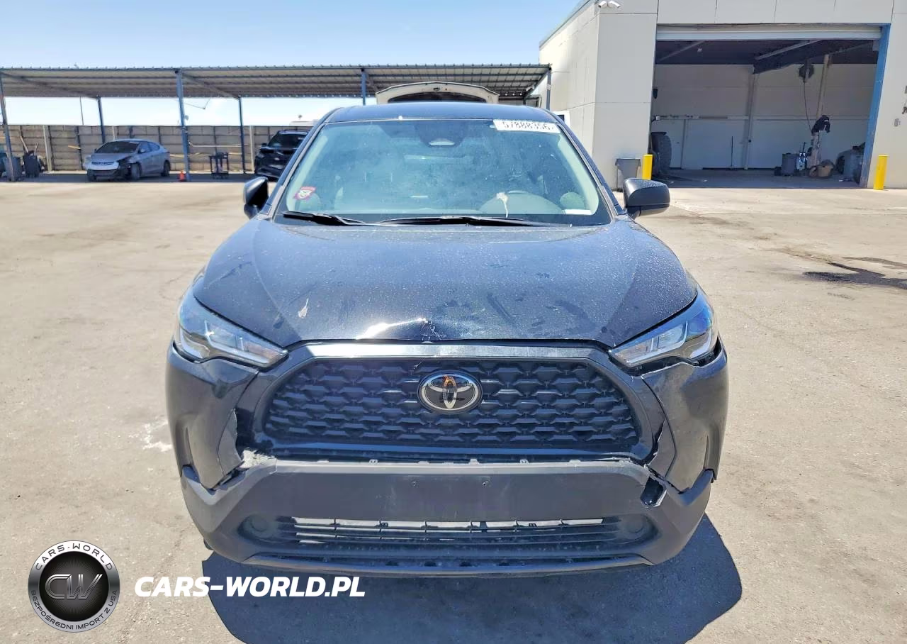 2025 Toyota Corolla Cross L VIN:7MUAAAAG2SV135523 - 5