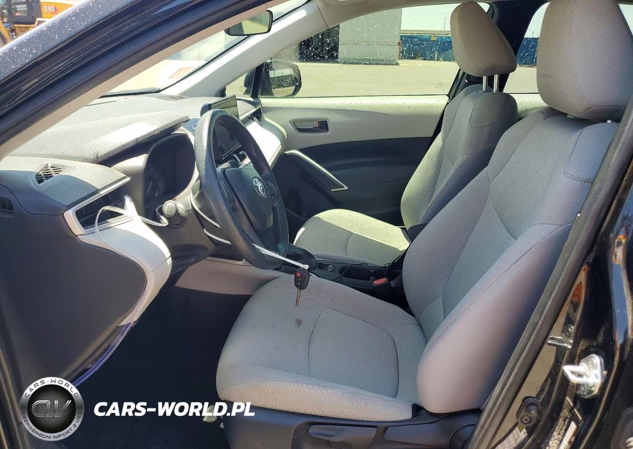 2025 Toyota Corolla Cross L VIN:7MUAAAAG2SV135523 - 7