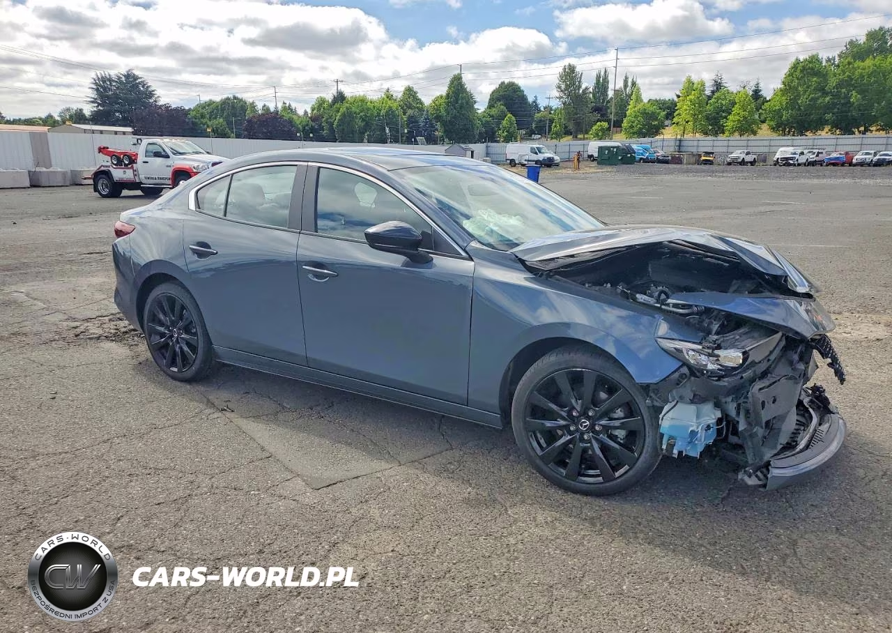 2023 Mazda 3 Preferred VIN:3MZBPBCM8PM377369 - 4