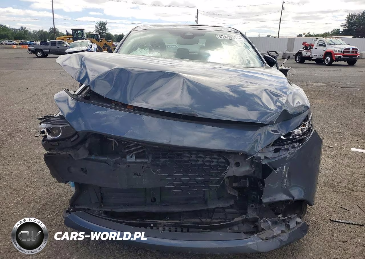 2023 Mazda 3 Preferred VIN:3MZBPBCM8PM377369 - 5