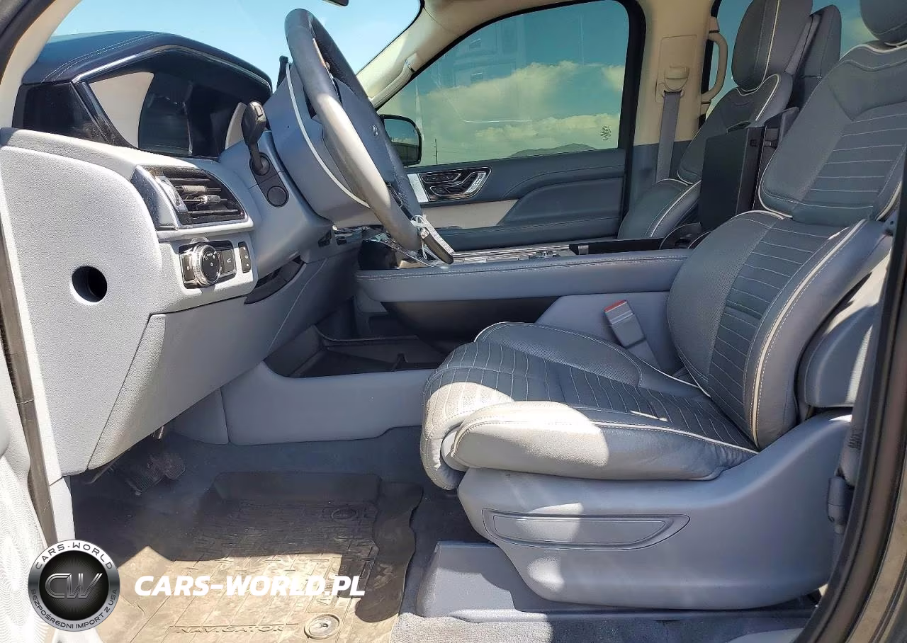 2021 Lincoln Navigator L Black Label VIN:5LMJJ3TT1MEL09745 - 7