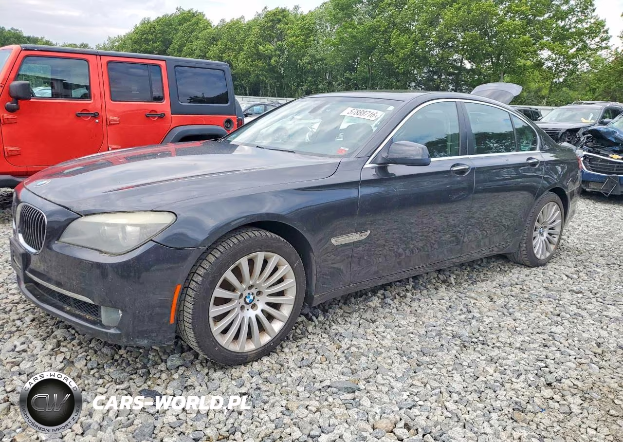 2012 BMW 750 Xi