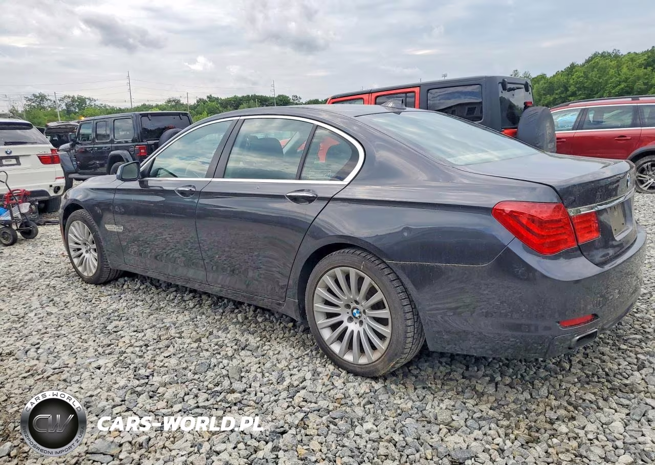 2012 BMW 750 Xi VIN:WBAKC6C56CC396185 - 2