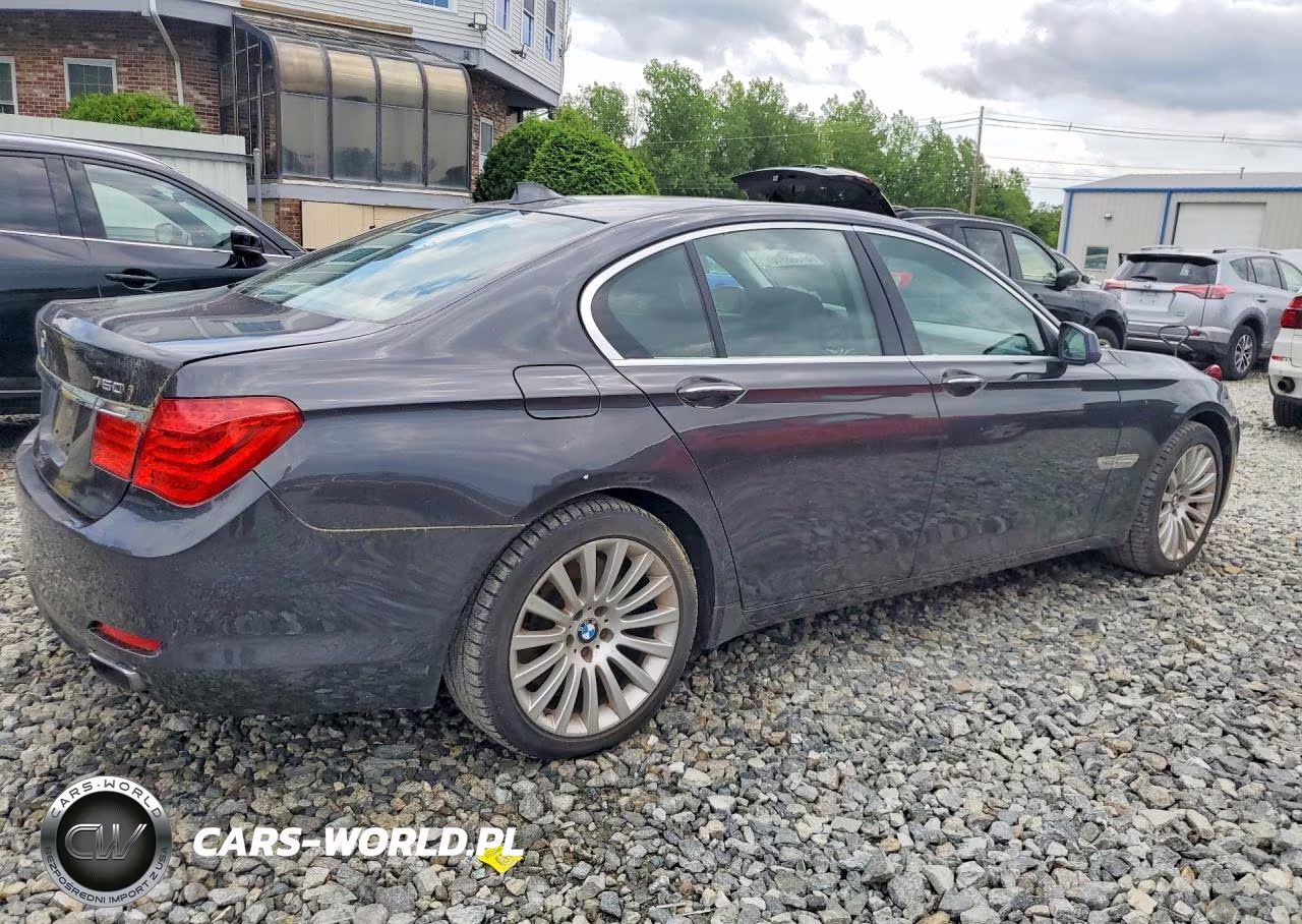2012 BMW 750 Xi VIN:WBAKC6C56CC396185 - 3