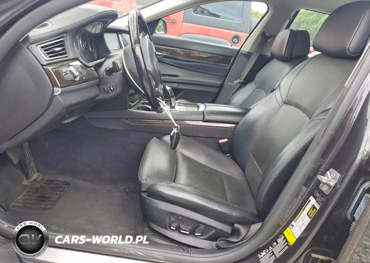 2012 BMW 750 Xi VIN:WBAKC6C56CC396185 - 7