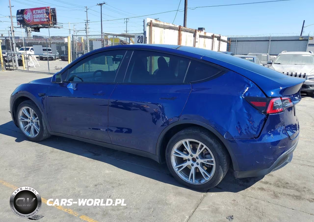 2023 Tesla Model Y Awd-Long Range Dual Motor All-Wheel Drive VIN:7SAYGDEE6PA041108 - 2