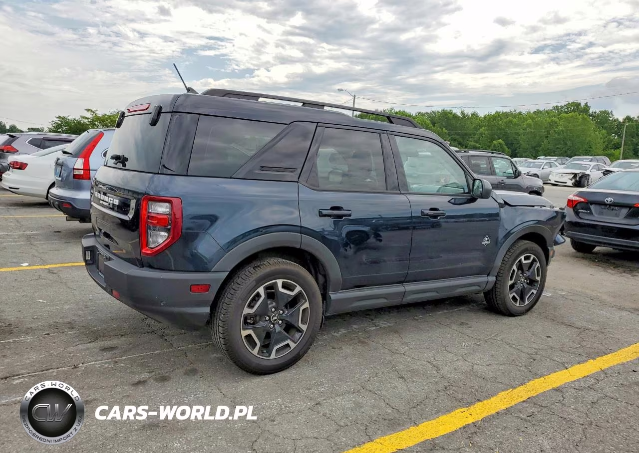 2021 Ford Bronco Sport Outer Banks VIN:3FMCR9C6XMRA23956 - 3
