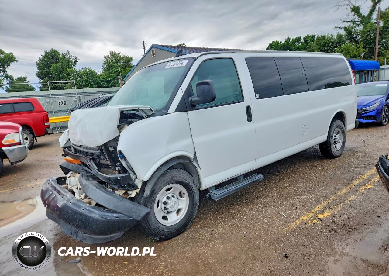 2018 Chevrolet Express G3500 Ls