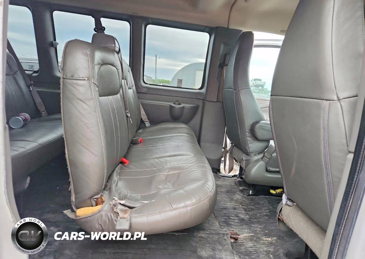 2018 Chevrolet Express G3500 Ls VIN:1GAZGNFG3J1344902 - 11