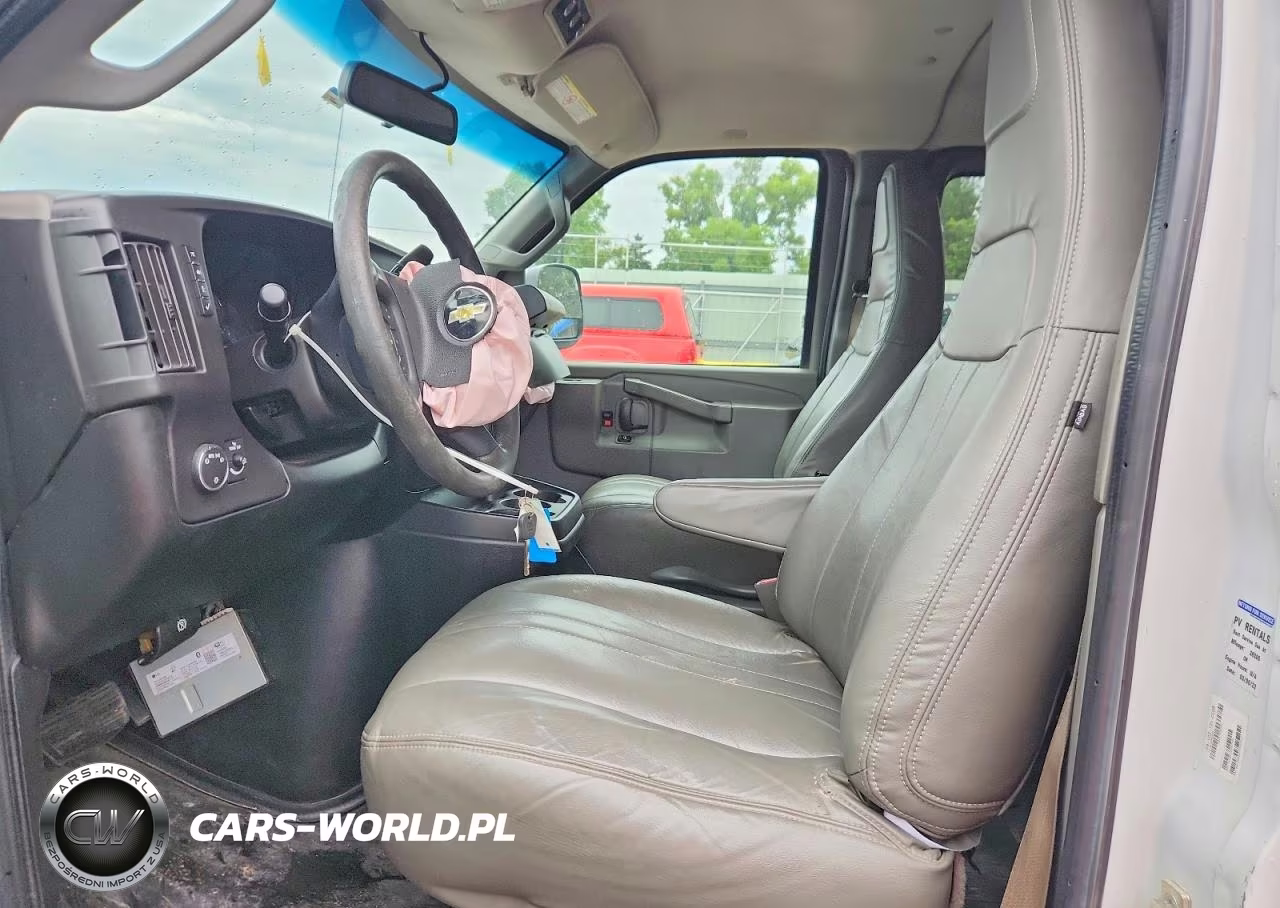 2018 Chevrolet Express G3500 Ls VIN:1GAZGNFG3J1344902 - 7